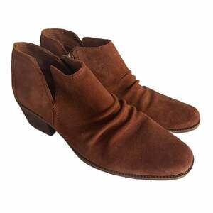 Zodiac Hope Suede Leather Slouch Booties Fall Cognac Shoes New Without Box Sz 9